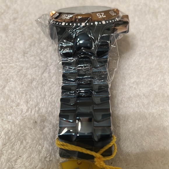 Invicta Excursion Khaki Gold and Dark Blue Quartz Chronograph Watch w/ 50mm Case - Picture 4 of 9